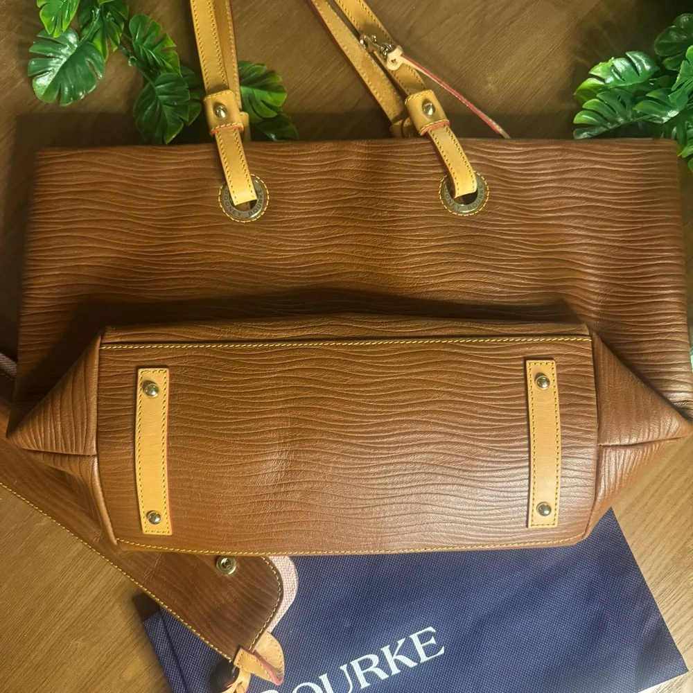 Dooney & Bourke Large Brown Leather Shopper Tote Shoulder Bag - Picture 6 of 11